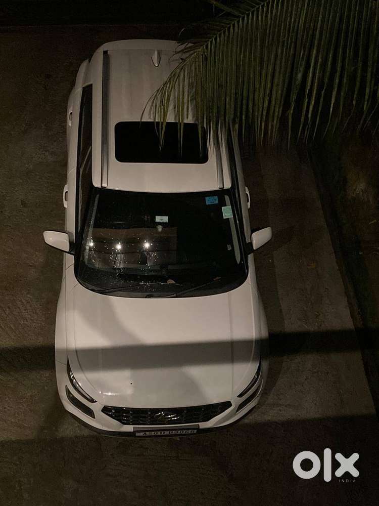 Hyundai Venue 2019 Petrol Well Maintained