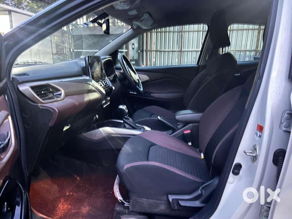 Toyota Urban Cruiser Taisor V 1.0 Petrol At Dual Tone, 2024, Petrol