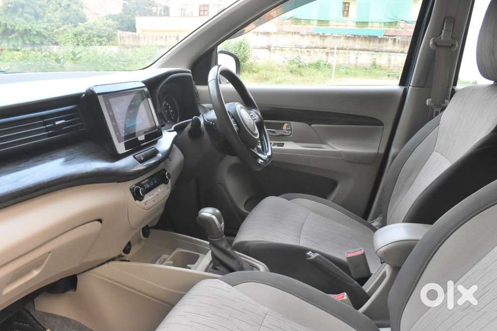 Toyota Rumion V At, 2023, Petrol