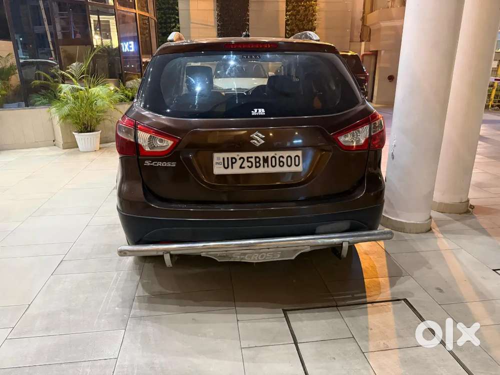 Maruti Suzuki S-cross 2015 Variant