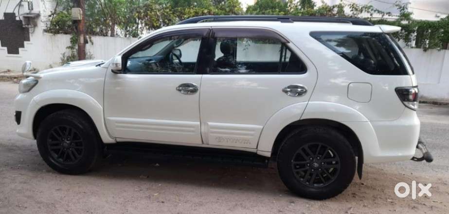 Toyota Fortuner 2011-2016 4x4 At, 2015, Diesel