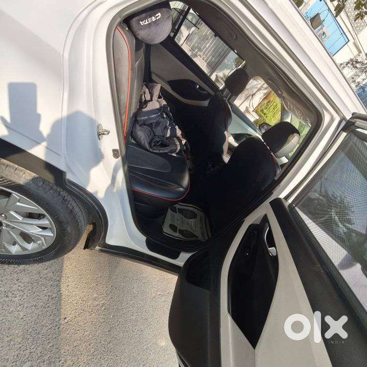 Hyundai Creta Sx Petrol Mt, 2023, Petrol