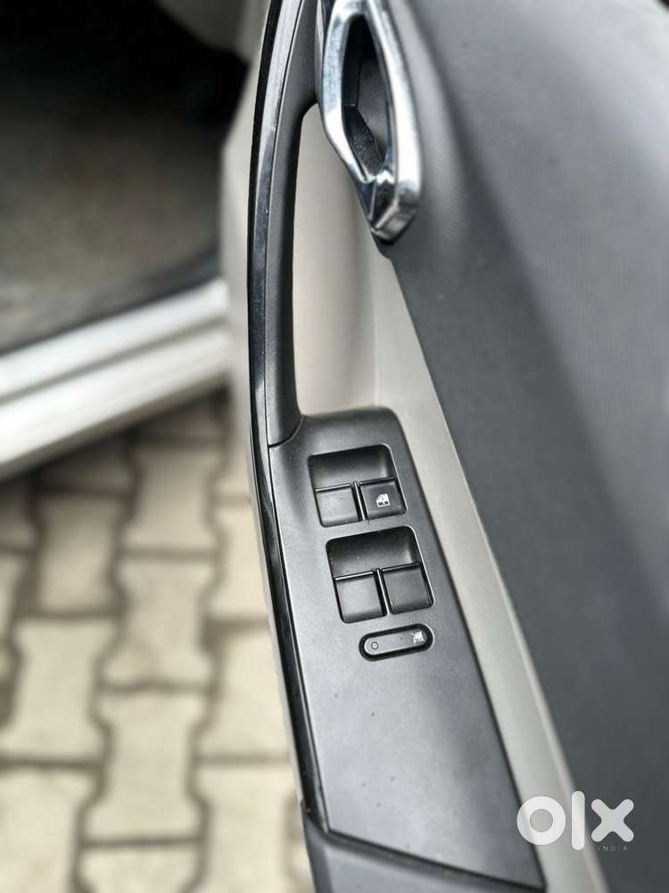 Tata Tiago Xz, 2019, Petrol