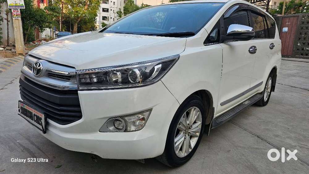 Toyota Innova Crysta 2.8z Automatic, 2018, Diesel