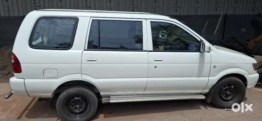 Chevrolet Tavera