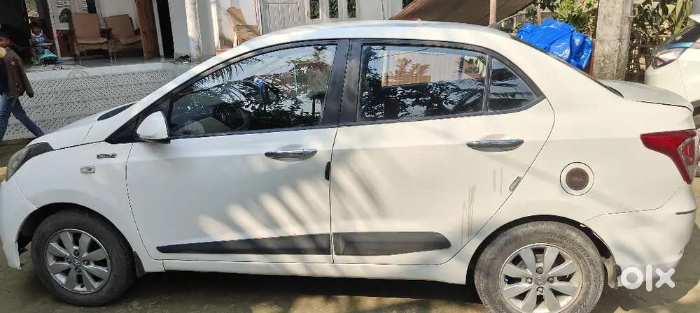 Hyundai Xcent 2015