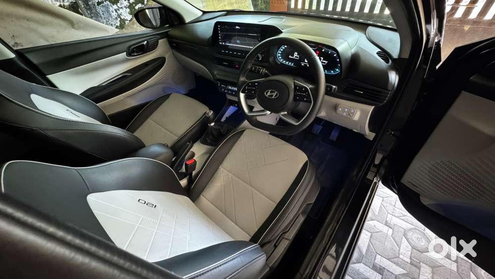Hyundai I20 Asta(o)  Mt  Oct 2024  10000 Km  1st Owner  Like New