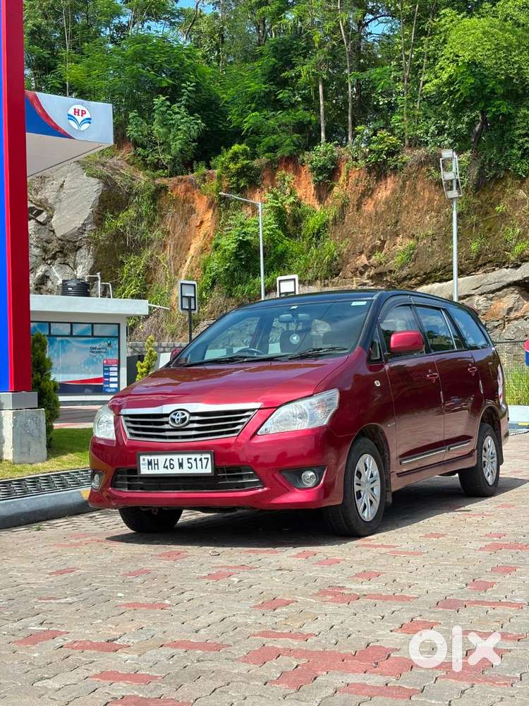 Toyota Innova 2012 Diesel 79000 Km Driven, Well Maintained