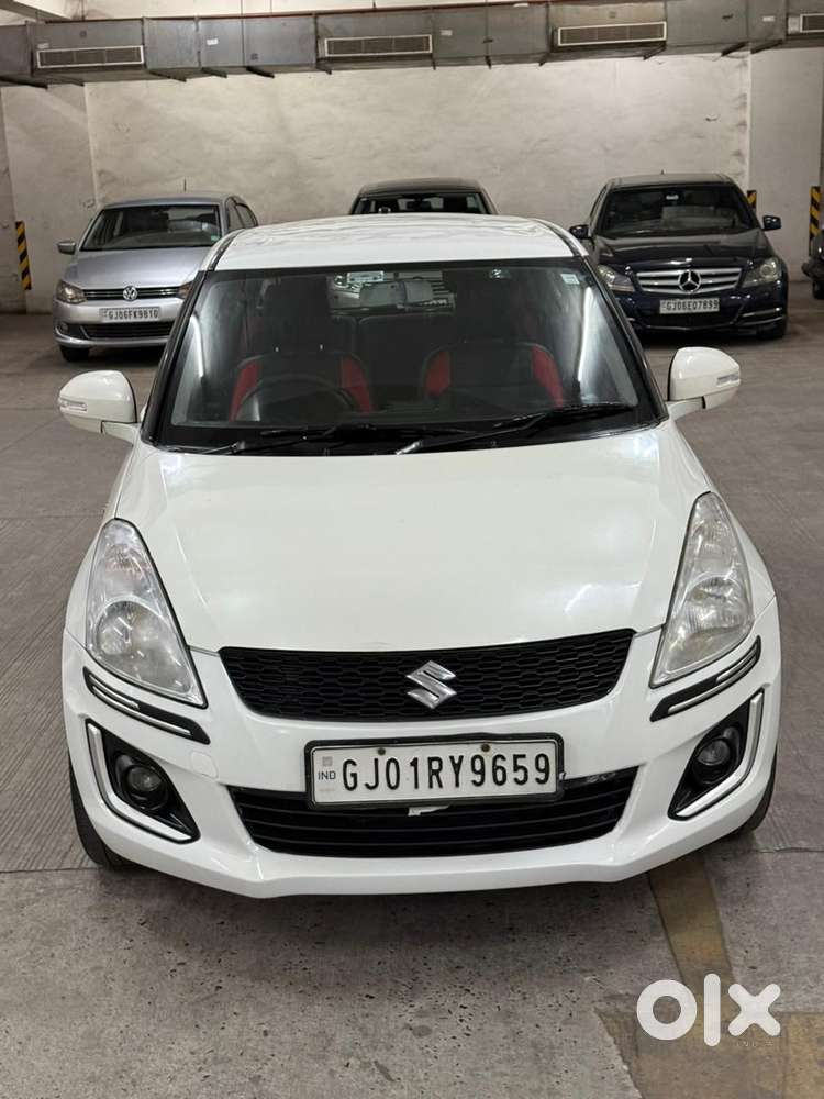 Maruti Suzuki Swift Vxi + Manual, 2017, Petrol