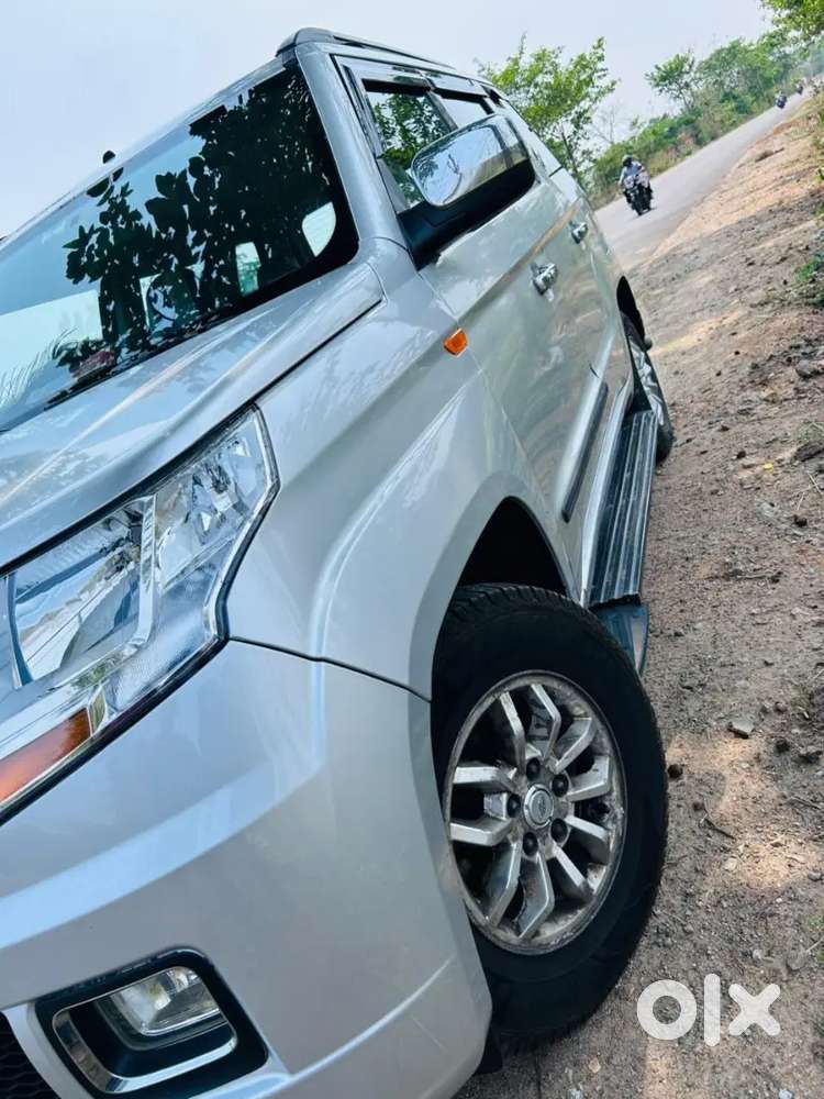 Mahindra Tuv 300 2017 Diesel 152500 Km Driven