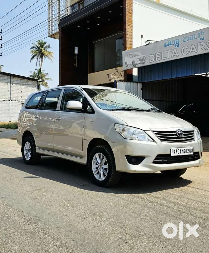 Toyota Innova 2012 Diesel 150000 Km Driven