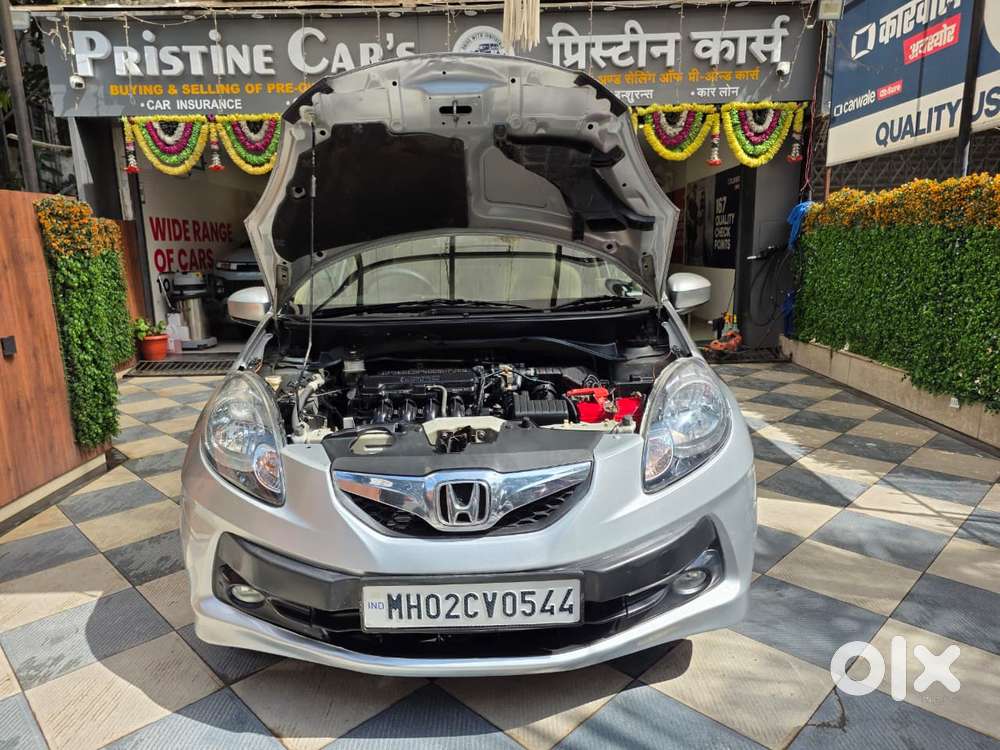 Honda Brio V Automatic, 2012, Petrol