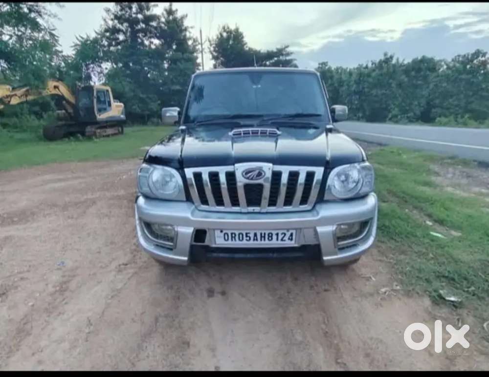 Mahindra Scorpio Classic 2010 Diesel Manual