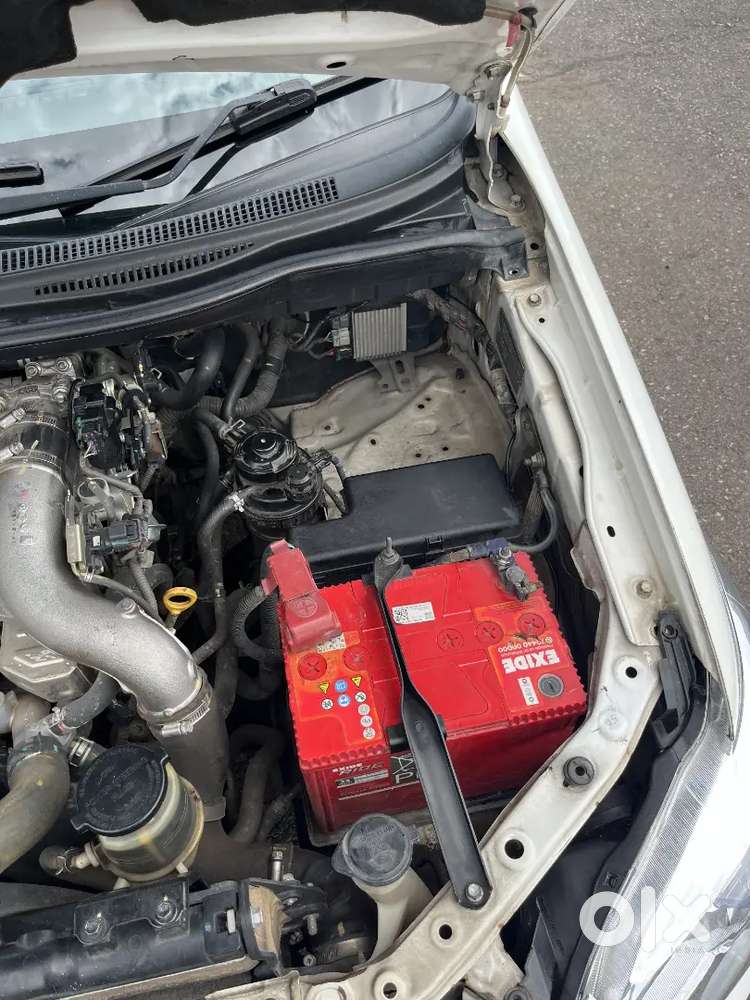 2015 Toyota Innova 2.5 V Intercooler ( Noc Rate)