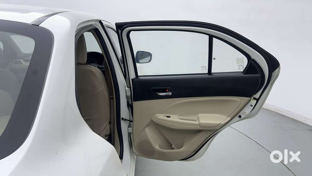 Maruti Suzuki Dzire 1.2 Vxi Cng, 2022, Cng & Hybrids