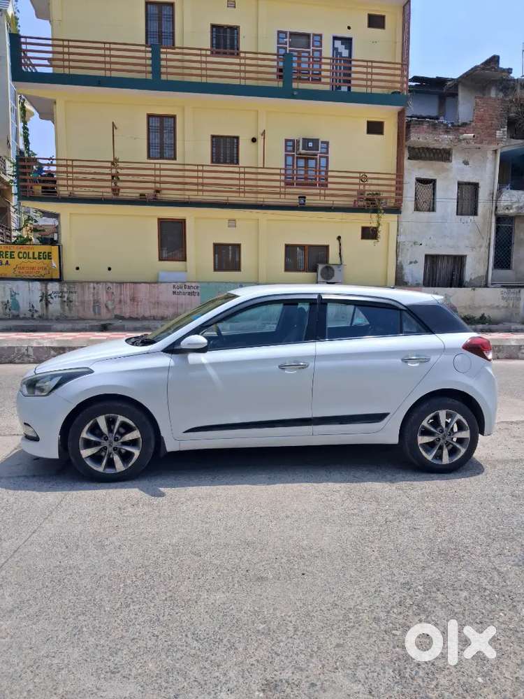 Hyundai I20 2014 Petrol 73900 Km Driven