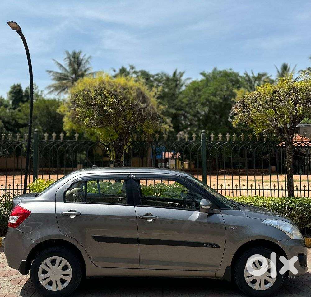 Maruti Suzuki Dzire 1.2 Vxi, 2013, Petrol