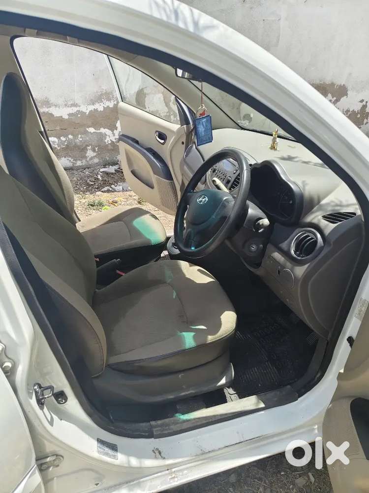 Hyundai I10 2011 Cng & Hybrids Good Condition