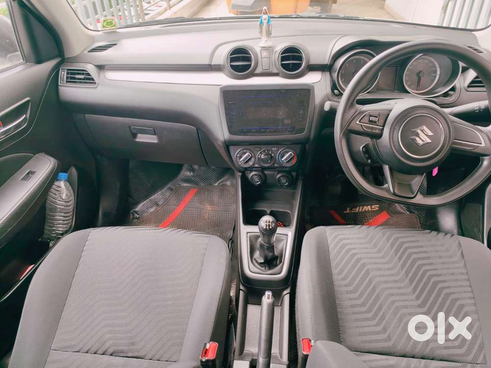 Maruti Suzuki Swift Vxi Optional, 2022, Petrol