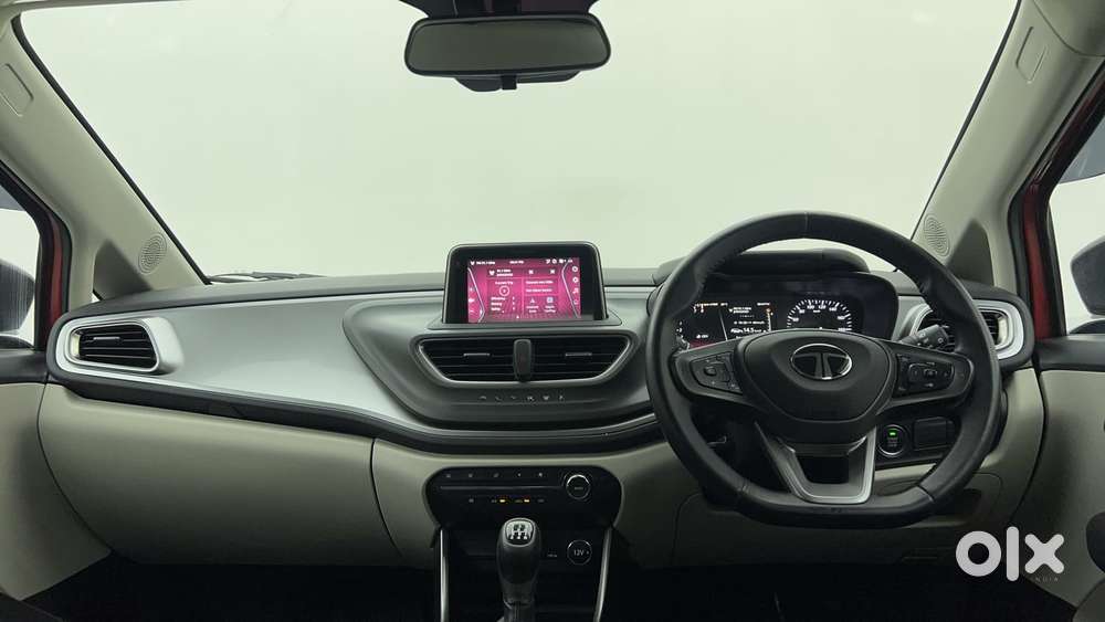 Tata Altroz Xz Plus (s), 2024, Petrol