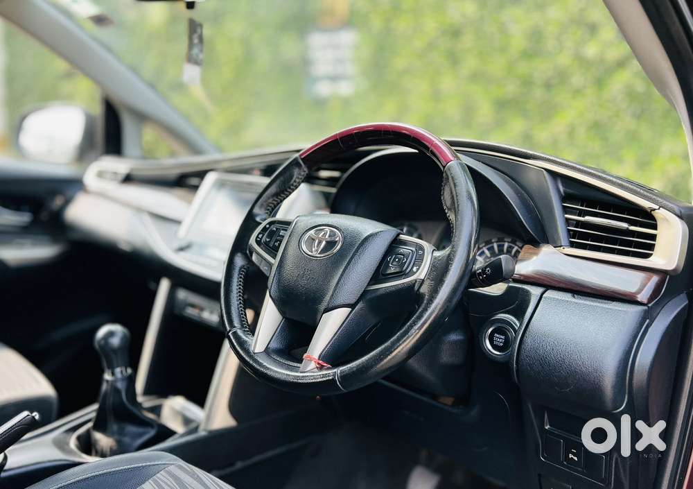 Toyota Innova Crysta 2.4 V, 2018, Diesel