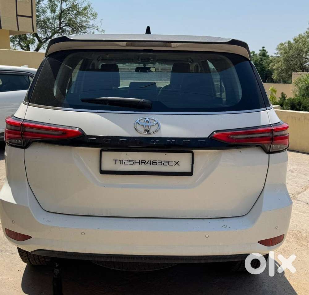 Toyota Fortuner November 2025 Diesel 8000 Km Driven