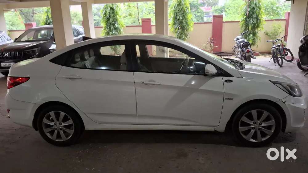 Hyundai Verna Crdi Diesel, 2013 Model