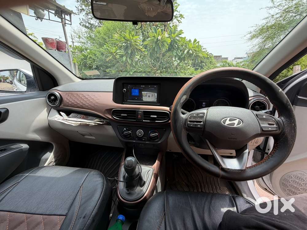 Hyundai Aura Petrol 2025
