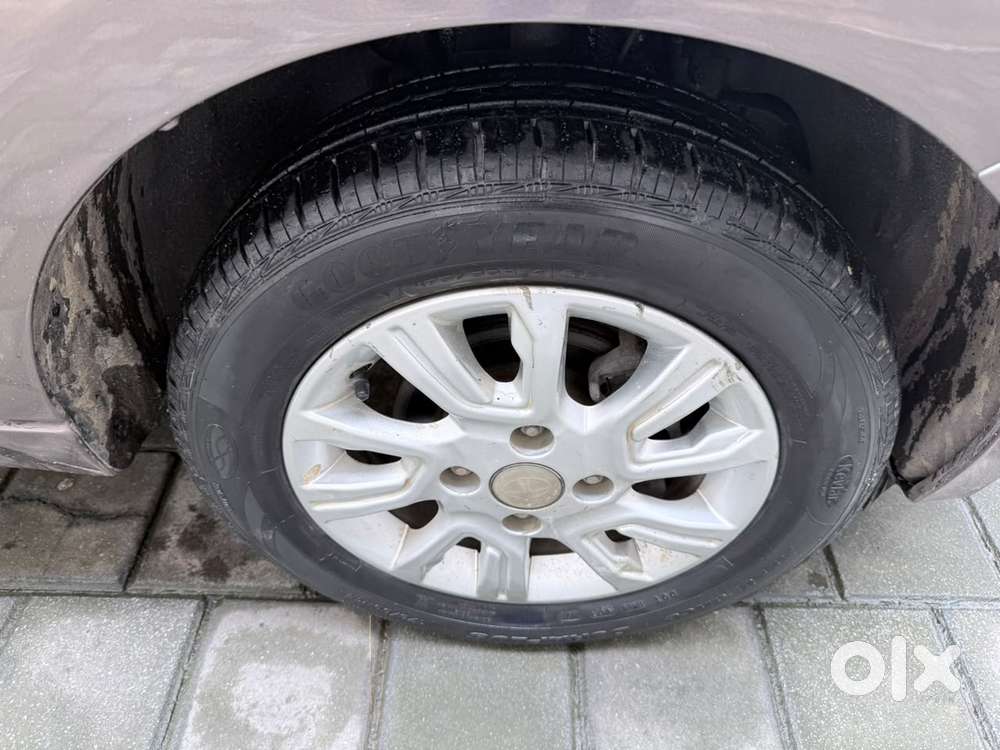 Tata Tiago 1.2 Revotron Xza, 2019, Petrol