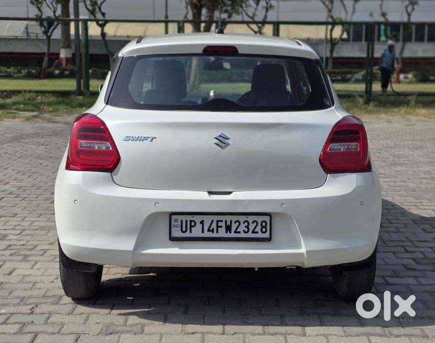 Maruti Suzuki Swift 1.2 Vxi (o), 2023, Petrol