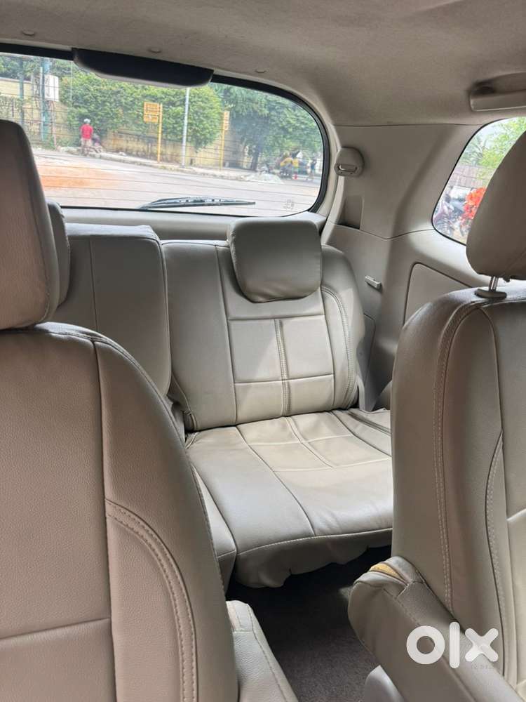 Toyota Innova 2.5 Vx 7s 2014 Model 2nd Owner In Pristine Condition!