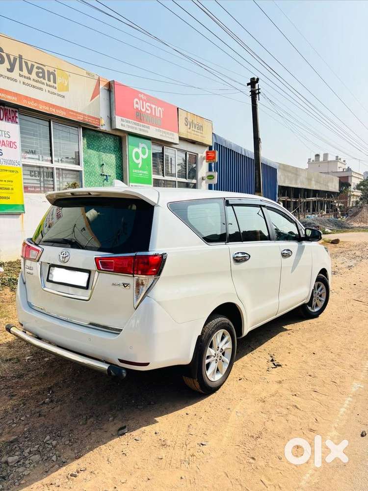Toyota Innova Crysta 2020 Diesel Well Maintained