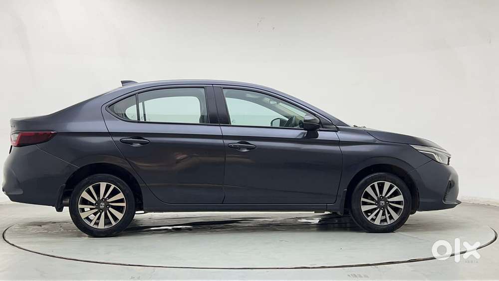Honda City 1.5 V Mt, 2023, Petrol