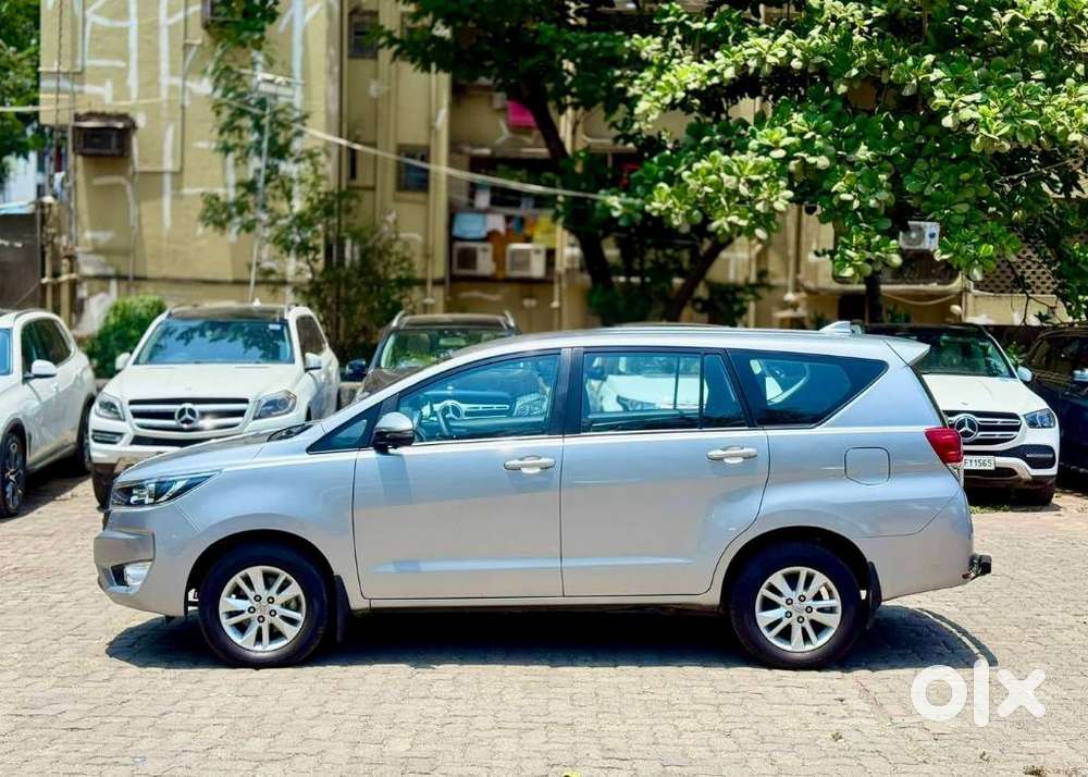 Toyota Innova Crysta 2.4 G Mt 7 Str, 2023, Diesel