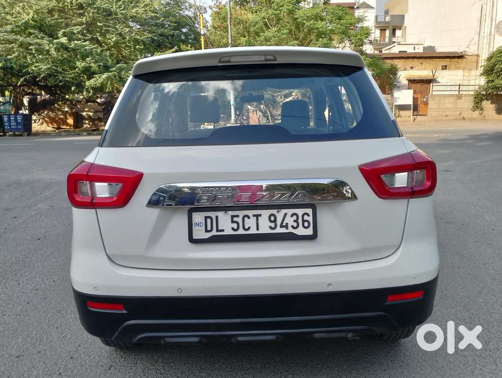 Maruti Suzuki Brezza 1.5 Lxi Smart Hybrid, 2022, Petrol
