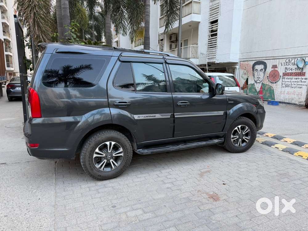 Tata Safari Storme 2019