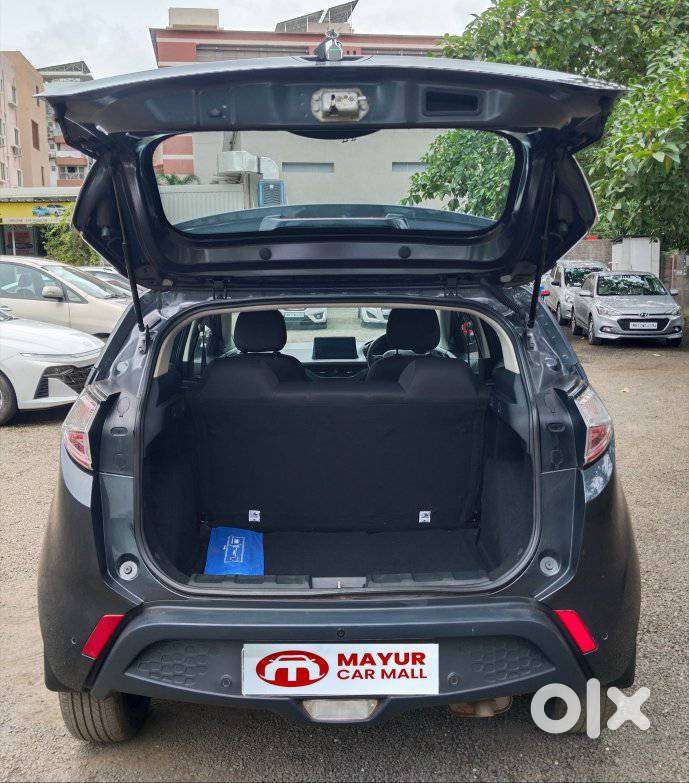 Tata Nexon 1.2 Revotron Xe, 2019, Petrol