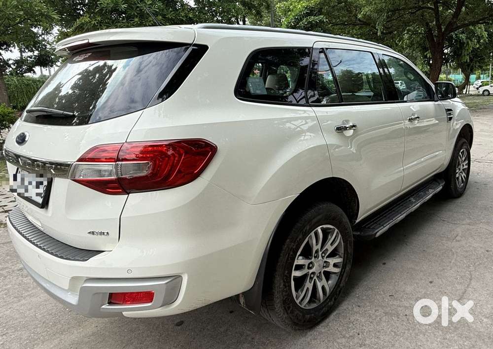 Ford Endeavour 3.2 Titanium 4x4 At, 2017, Diesel