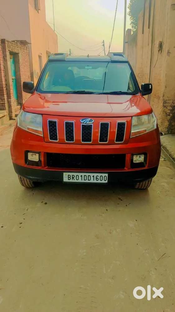 Mahindra Tuv 300 2017