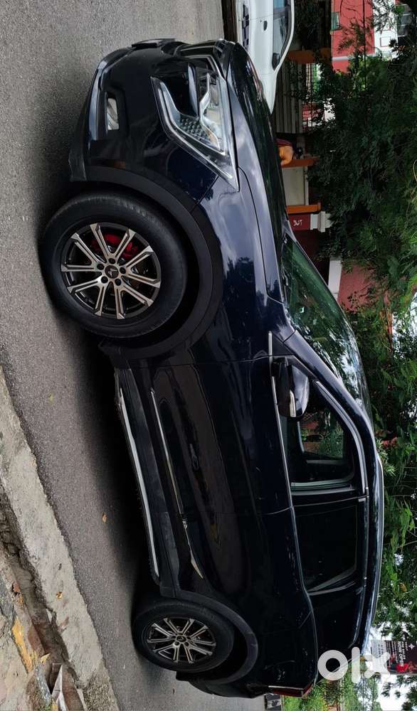 Mahindra Xuv700 2.2 Ax 7 Diesel At Str Awd, 2023, Diesel