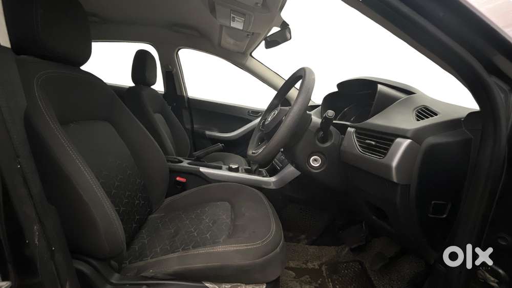 Tata Nexon 1.2 Revotron Xm (s), 2021, Petrol