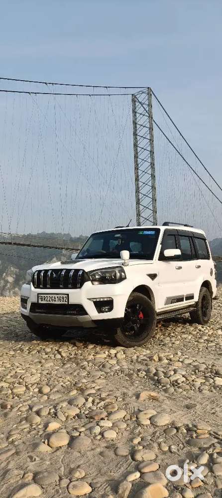 Mahindra Scorpio 2015 Diesel 200000 Km Driven