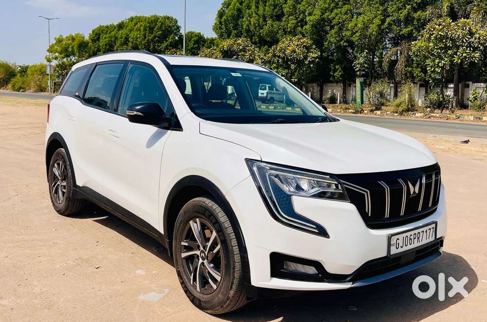 Mahindra Xuv700 2.2 Ax 5 Diesel At 7 Str, 2023, Diesel