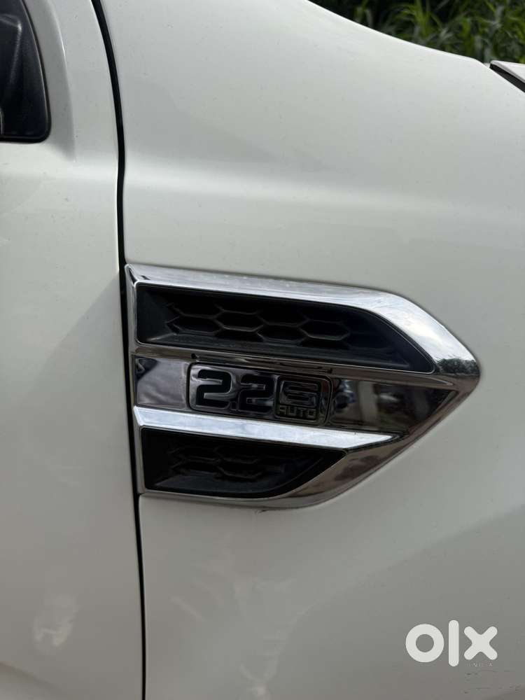Ford Endeavour 2.2 Titanium At 4x2, 2019, Diesel