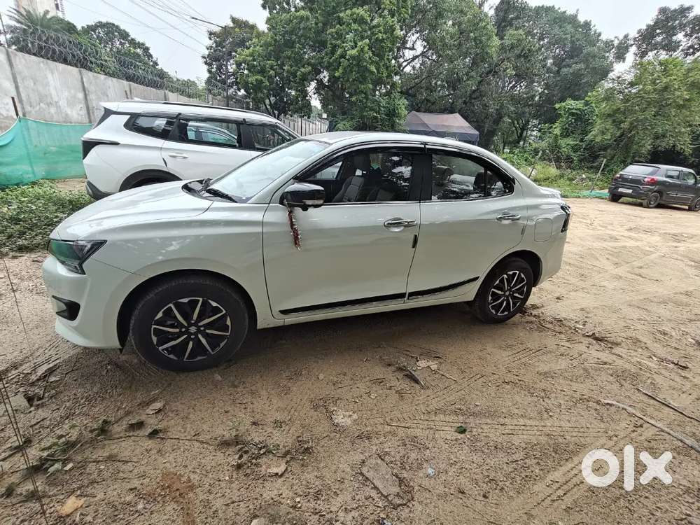 Maruti Suzuki Dzire Zxi + 2026 Petrol 4380 Km Driven