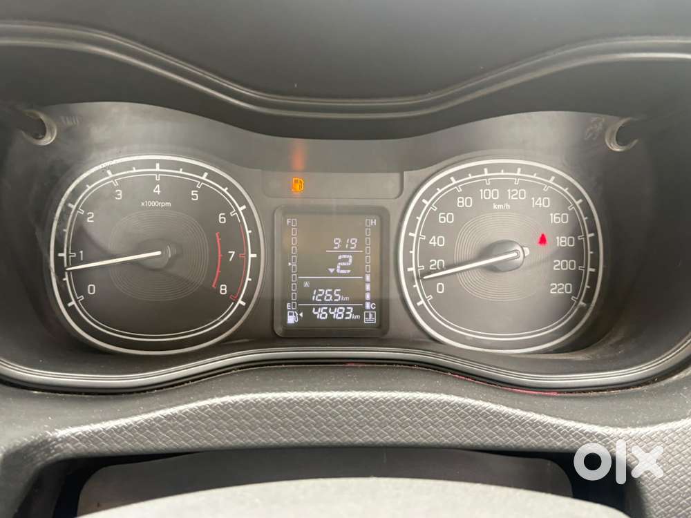 Maruti Suzuki Brezza Vxi At, 2021, Petrol