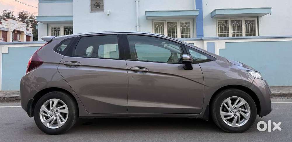 Honda Jazz V Cvt, 2016, Petrol