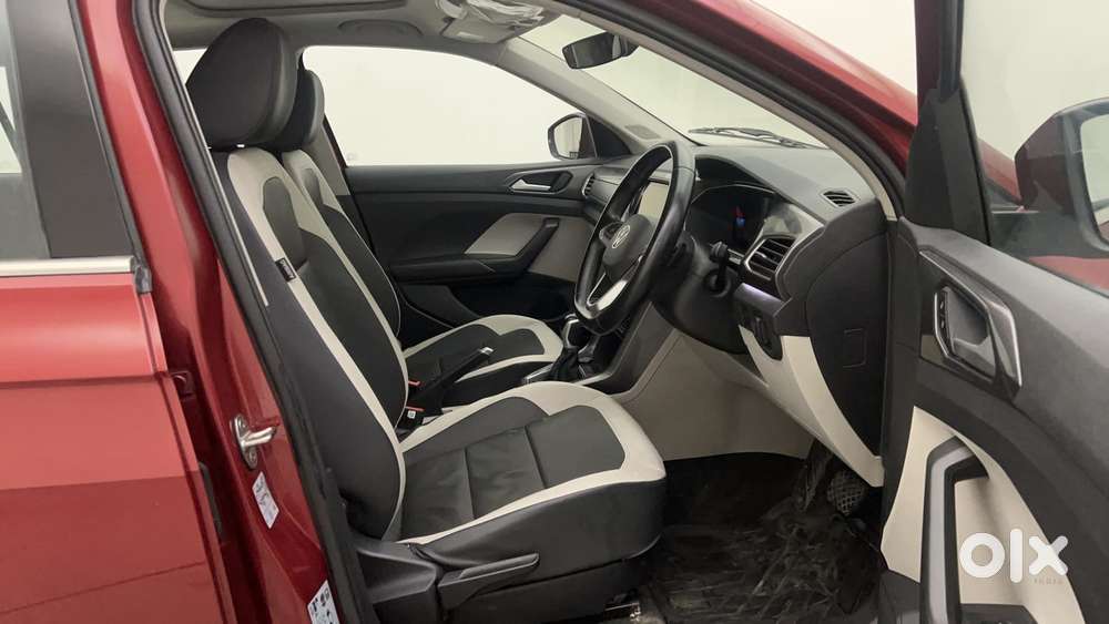 Volkswagen Taigun 1.0 Tsi Topline At, 2022, Petrol