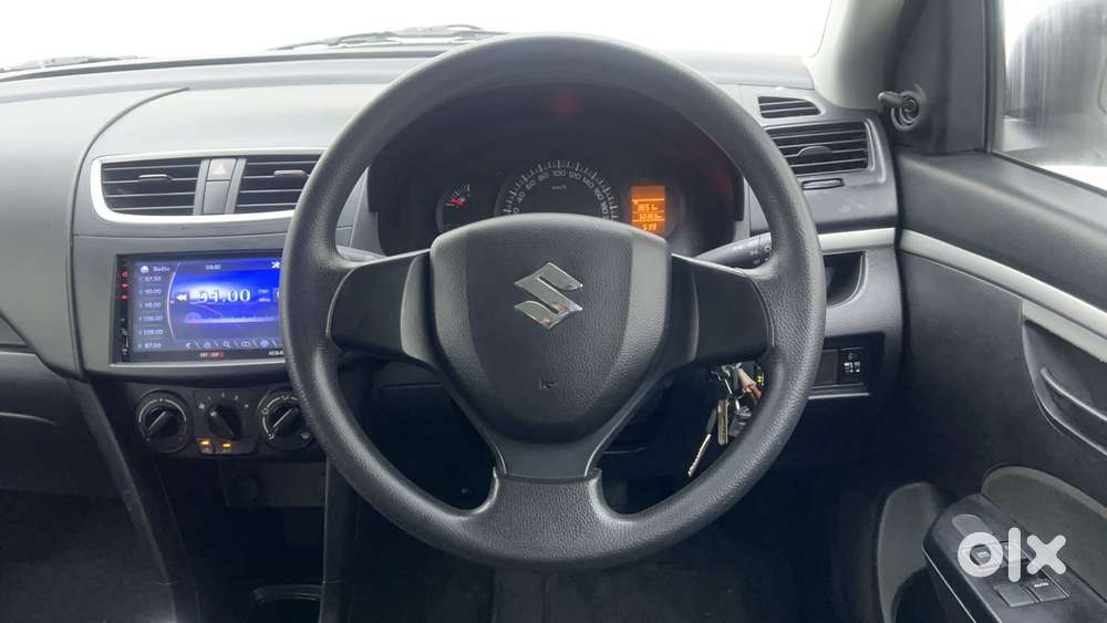 Maruti Suzuki Swift Lxi Optional-o, 2016, Cng & Hybrids