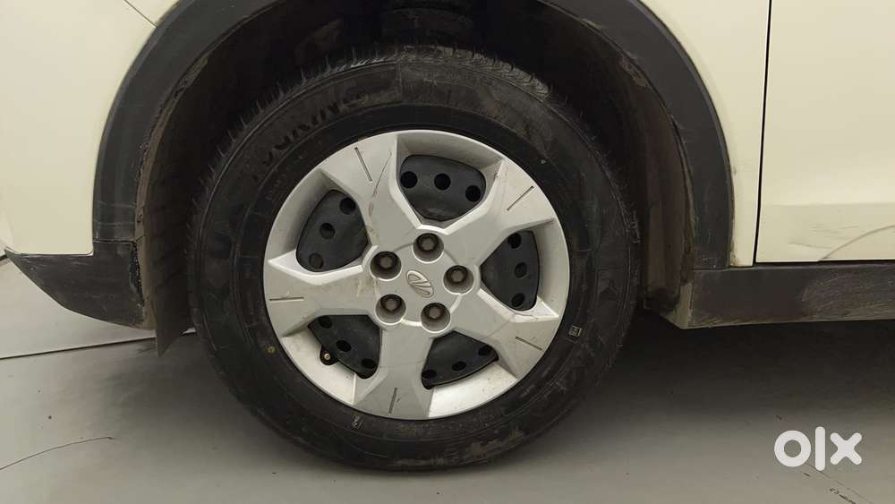 Mahindra Xuv300 1.2 W6 Amt Petrol, 2022, Petrol